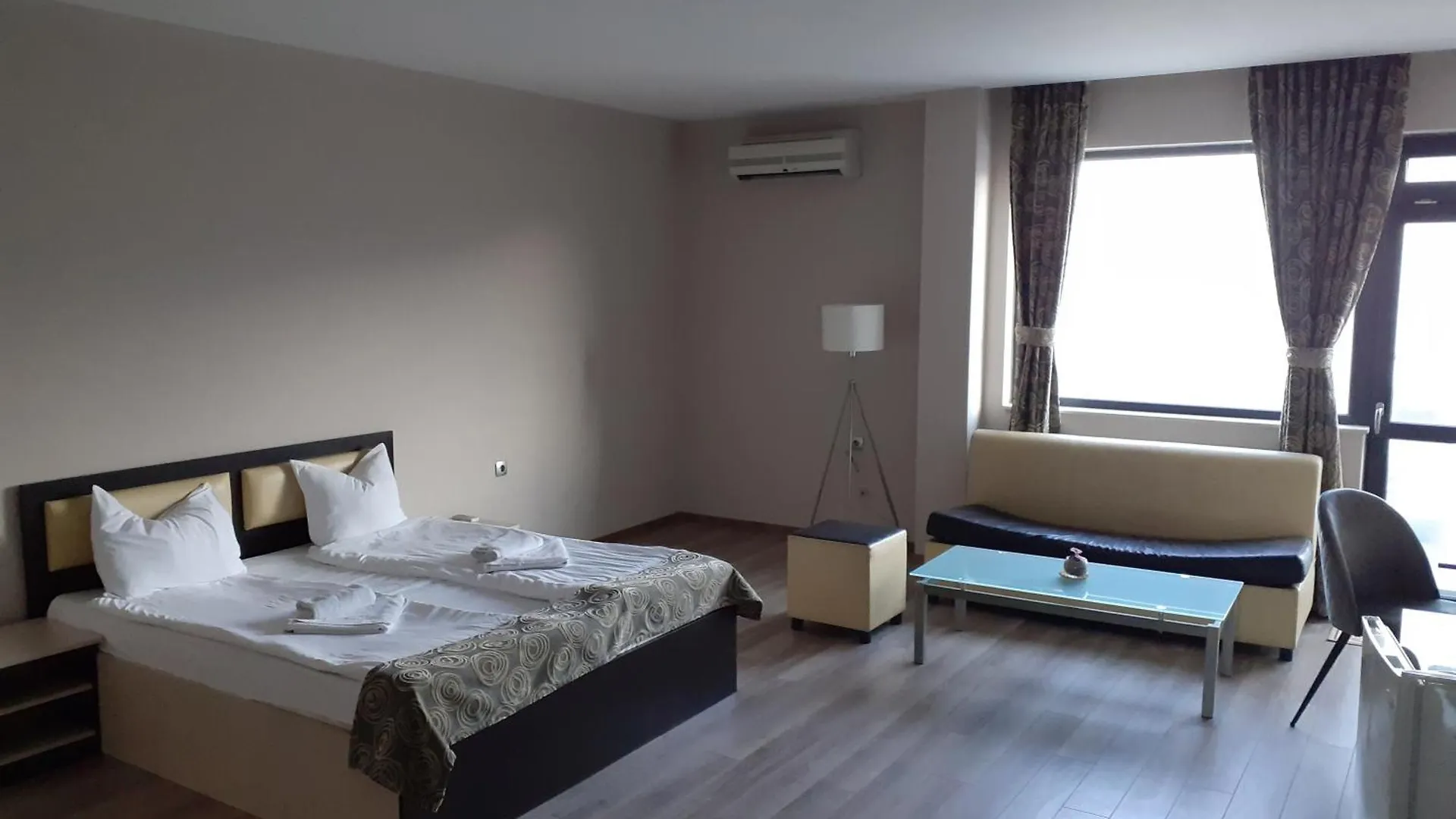 Alexander Hotel Asenovgrad Bulgaristan