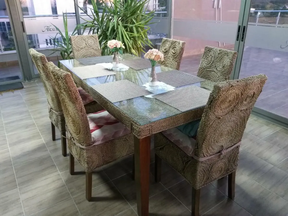 **  Alexander Hotel Asenovgrad Bulgaristan