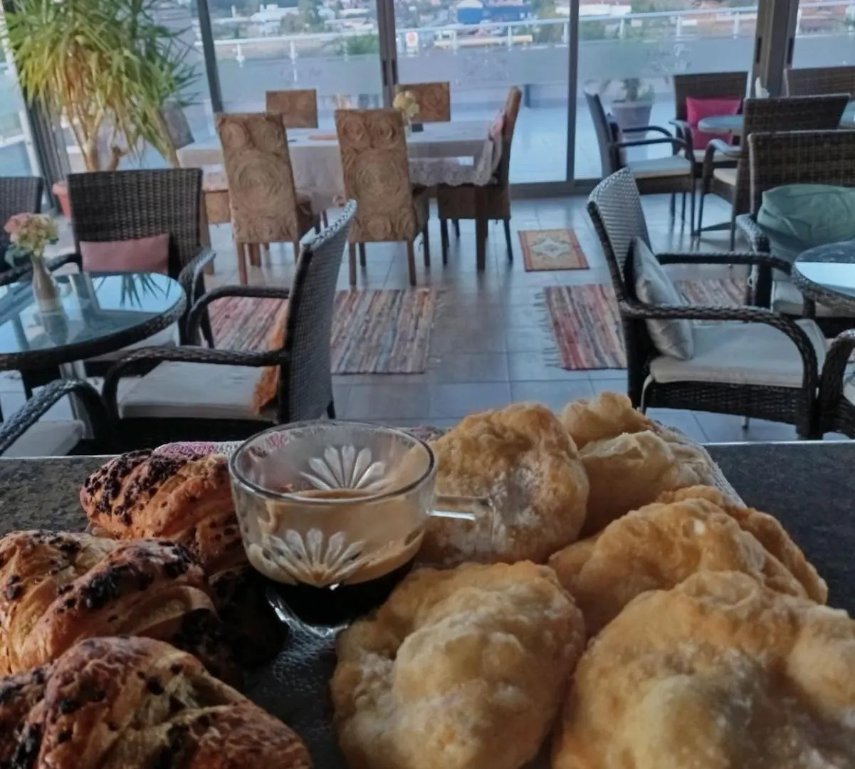 Alexander Hotel 아세노브그라드
