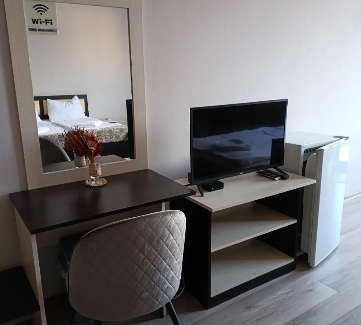 Alexander Hotel 아세노브그라드